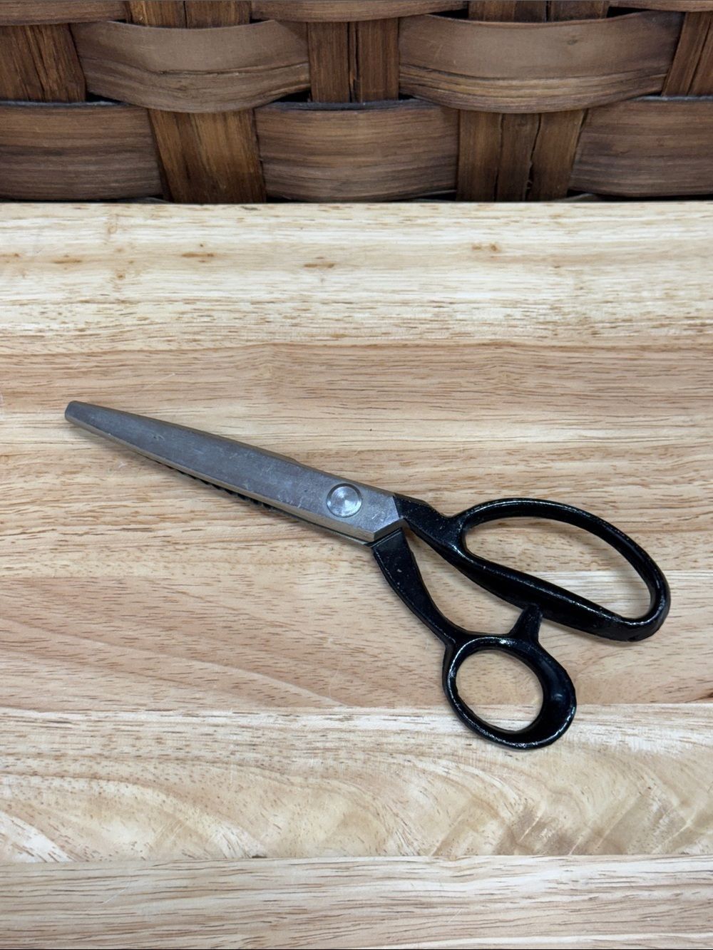 Antique Black Professional Hair Thinning Scissors for Men Grooming